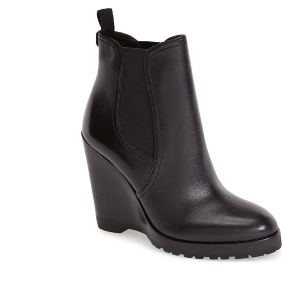 Michael Kors Thea black leather Wedge bootie - Picture 3 of 3